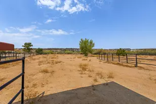 1021 W Churrea Dr, Washington, UT 84780 - Photo 14
