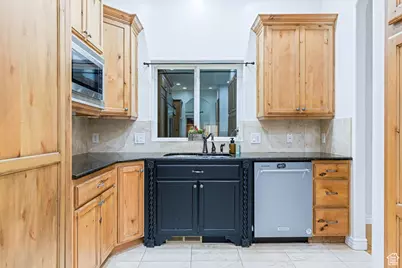 1021 W Churrea Dr, Washington, UT 84780 - Photo 22