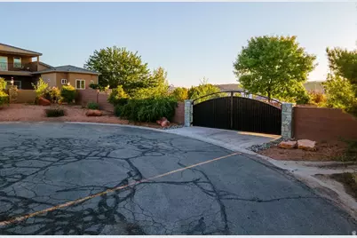 1021 W Churrea Dr, Washington, UT 84780 - Photo 82