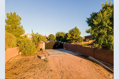 1021 W Churrea Dr, Washington, UT 84780 - Photo 86