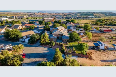 1021 W Churrea Dr, Washington, UT 84780 - Photo 64