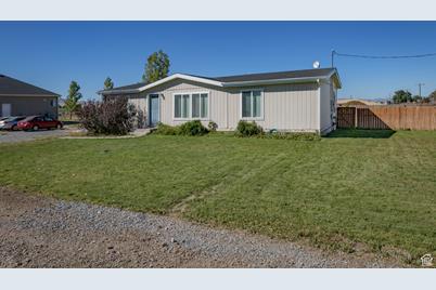 87 N 400 W, Minersville, UT 84752 - Photo 1