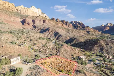 Parunuweap Cir #19, Springdale, UT 84767 - Photo 4