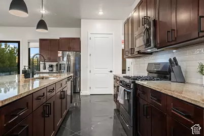1460 S Windsor Pkwy #6, Hurricane, UT 84737 - Photo 14