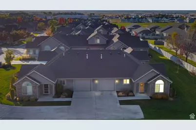 385 E 2280 N #D, North Logan, UT 84341 - Photo 1