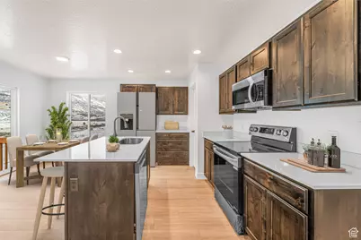 2021 S Freestone Blvd #426, Santaquin, UT 84655 - Photo 6