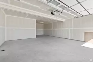 6081 W Parkway Blvd S, West Valley, UT 84128 - Photo 42