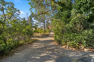 10665 S Dimple Dell Dr E, Sandy, UT 84092 - Photo 8