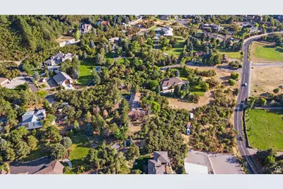 10665 S Dimple Dell Dr E, Sandy, UT 84092 - Photo 6