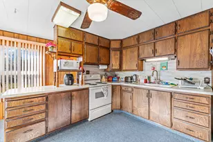 2924 S Buccaneer Dr, Magna, UT 84044 - Photo 10