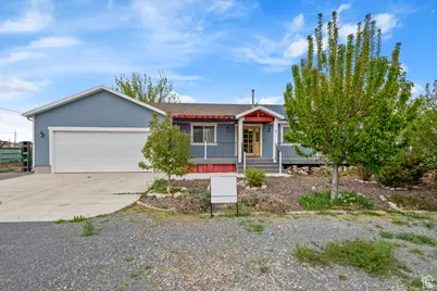 346 W Durfee Street St S, Grantsville, UT 84029 - Photo 2