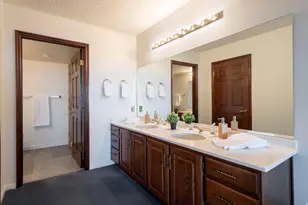 426 S 1000 E, Salt Lake City, UT 84102 - Photo 16
