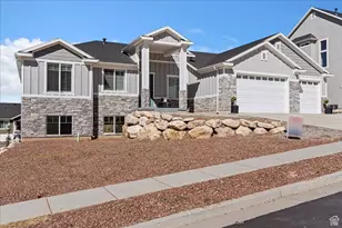 3851 N 425 E, North Ogden, UT 84414 - Photo 2