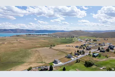 2584 S Country Club Dr #12, Garden City, UT 84028 - Photo 42