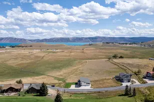 2584 S Country Club Dr, Garden City, UT 84028 - Photo 6