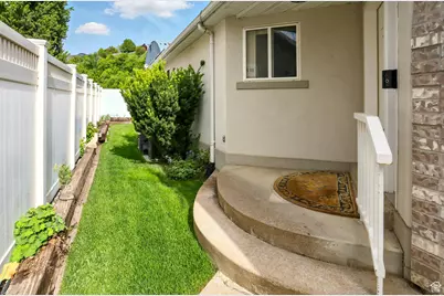 28 N River Pointe Dr, Logan, UT 84321 - Photo 8