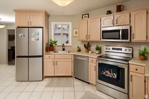 28 N River Pointe Dr, Logan, UT 84321 - Photo 2