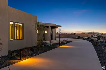 2031 N Lava Rock Cir #107, Saint George, UT 84770 - Photo 14