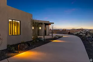 2031 N Lava Rock Cir, Saint George, UT 84770 - Photo 14