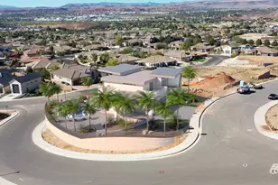 2114 S Pinto St, Washington, UT 84780 - Photo 2