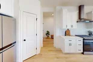 244 E Bardsley Wy, Salem, UT 84653 - Photo 2