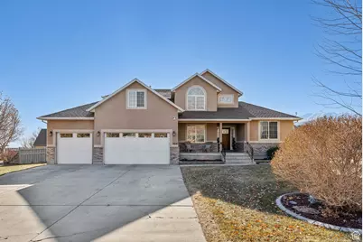 7641 Silverlake Pkwy N, Eagle Mountain, UT 84005 - Photo 1