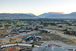 2066 E Oquirrh Mountain Cir, Heber City, UT 84032 - Photo 8