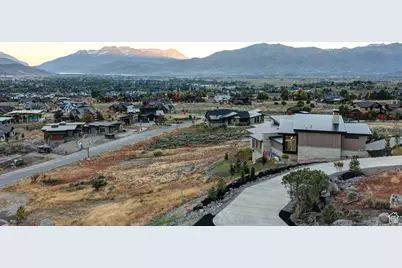 2066 E Oquirrh Mountain Cir, Heber City, UT 84032 - Photo 10