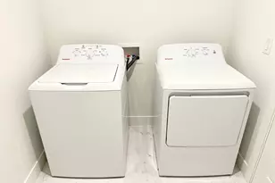 139 E Abbeville Ct, Sandy, UT 84070 - Photo 10