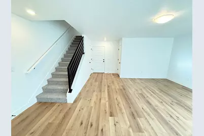 139 E Abbeville Ct, Sandy, UT 84070 - Photo 6