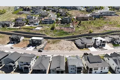 871 S Winter Ln, North Salt Lake, UT 84054 - Photo 2