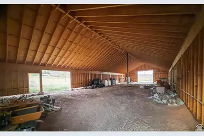 7748 W Mountain Dell Dr, Vernal, UT 84078 - Photo 10