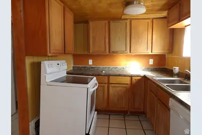 5931 N 550 E, Kenilworth, UT 84529 - Photo 4