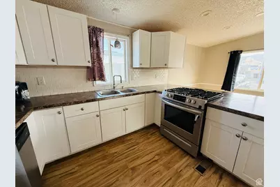 1545 N 210 E, Tooele, UT 84074 - Photo 6