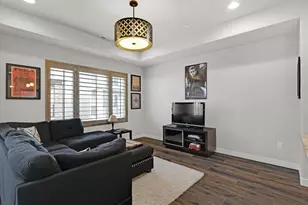 18 S Rio Grand Ave, Farmington, UT 84025 - Photo 8