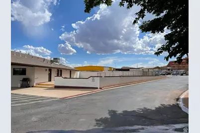 1150 W Red Hills Pkwy #72, Washington, UT 84780 - Photo 16