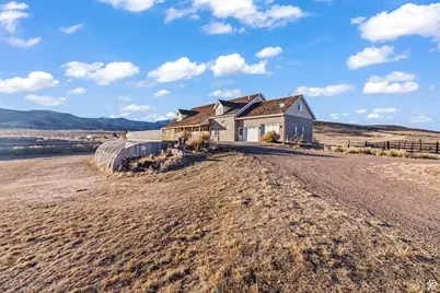 525 N Main St, Koosharem, UT 84744 - Photo 12