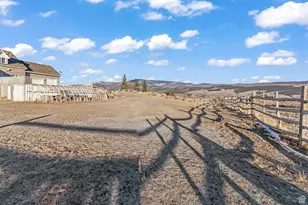 525 N Main St, Koosharem, UT 84744 - Photo 10