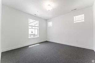 912 N Hemsworth Way, Saratoga Springs, UT 84045 - Photo 12