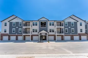 912 N Hemsworth Way, Saratoga Springs, UT 84045 - Photo 2