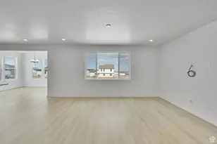 364 W Emma St, Grantsville, UT 84029 - Photo 8