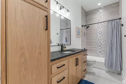 501 W 2300 S, Richfield, UT 84701 - Photo 18