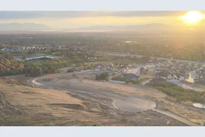 1463 N Stone House Bend E #405, Kaysville, UT 84037 - Photo 6