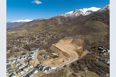 1463 N Stone House Bend E #405, Kaysville, UT 84037 - Photo 14