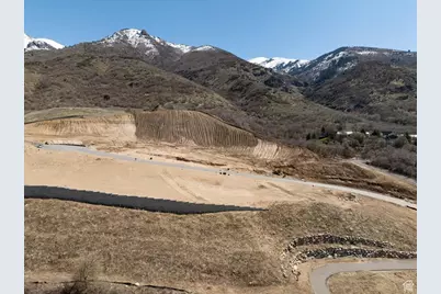 1463 N Stone House Bend E #405, Kaysville, UT 84037 - Photo 18