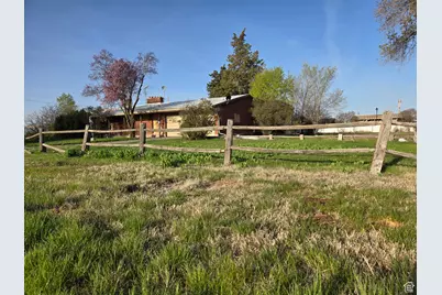 1275 S 1200 W, Marriott-Slaterville City, UT 84404 - Photo 4
