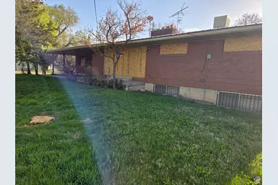 1275 S 1200 W, Marriott-Slaterville City, UT 84404 - Photo 22