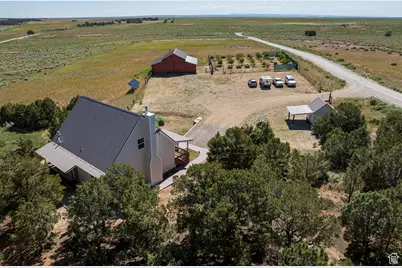 684 W Blue Mountain Ridge, Monticello, UT 84535 - Photo 2