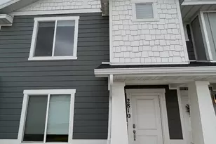 2810 N Fighting Falcon St, Layton, UT 84040 - Photo 2