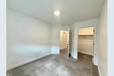 2810 N Fighting Falcon St, Layton, UT 84040 - Photo 16